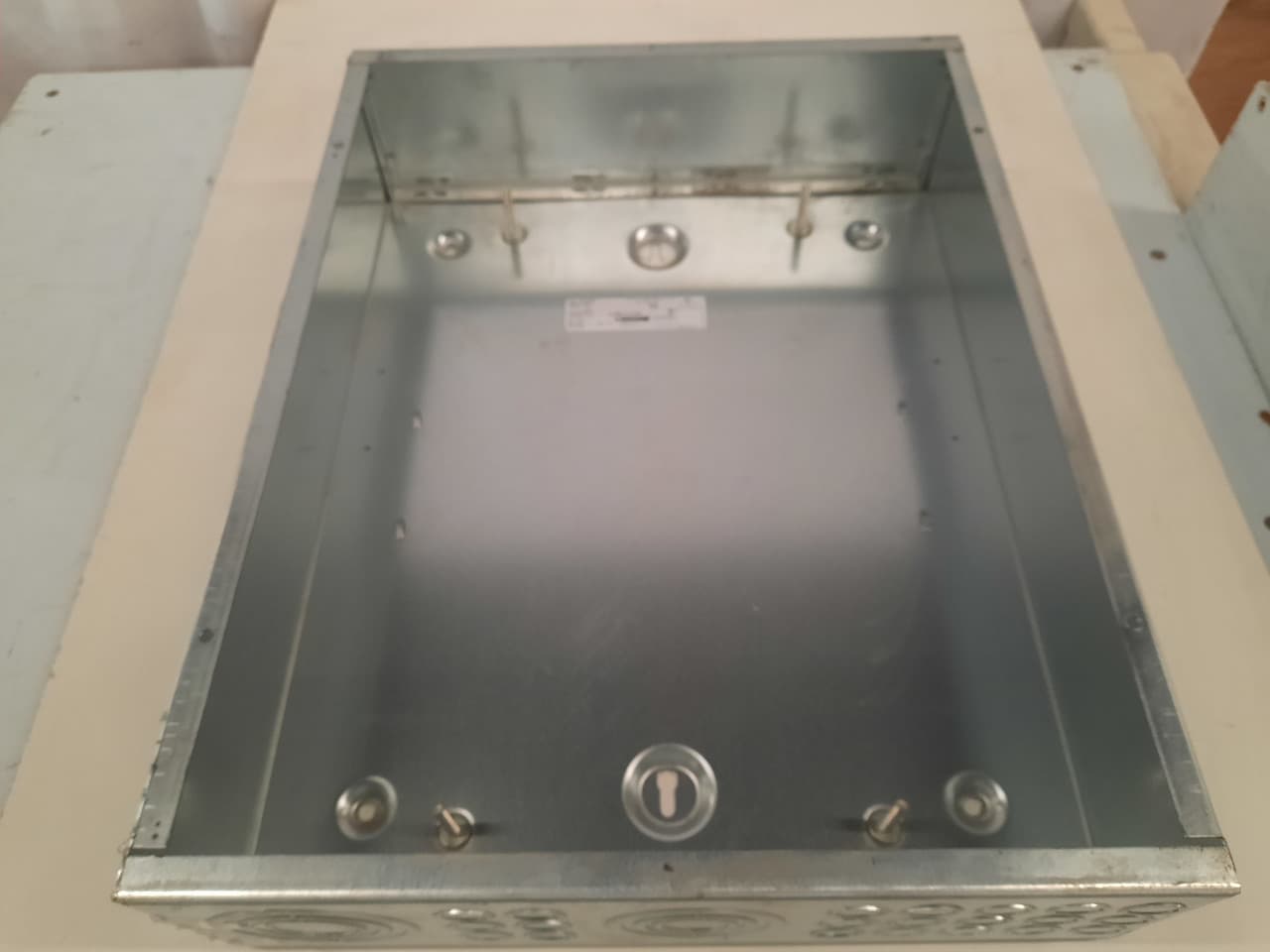Schneider Electric MH26 Square D by Schneider Electric MH26 is a panelboard enclosure box designed for Type 1 applications. It measures 660mm in height, 508mm in width, and 146mm in depth (approximately 26 inches high, 20 inches wide, and 5.75 inches deep). This product offers a NEMA 1 degree of protection and is constructed from steel. MH26 on Powermatic Associates